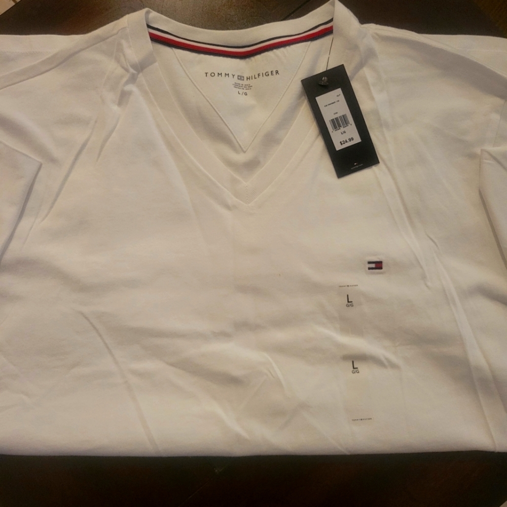 White Tommy Hilfiger Tshirt